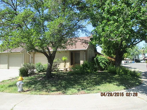 110 Quasar Cir photo 1