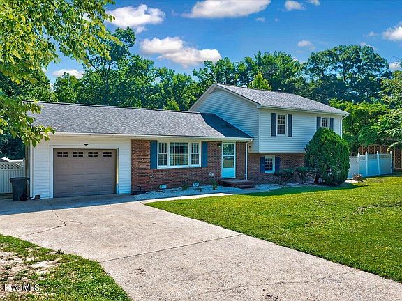 2nd image of 112 Glenn Drive