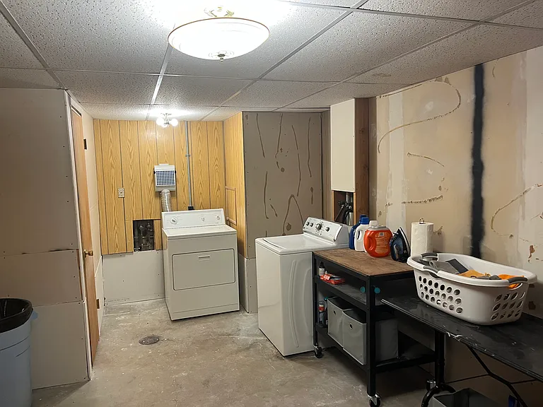 1402 W Hill Rd — Photo 19