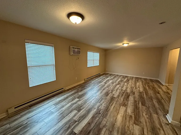 3649 Indian Run Dr #7 — Photo 5