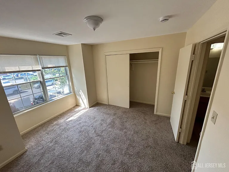 13 Hampton Rd #B — Photo 7