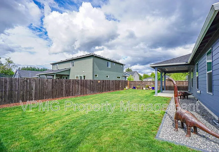 604 NW 25th Way — Photo 38