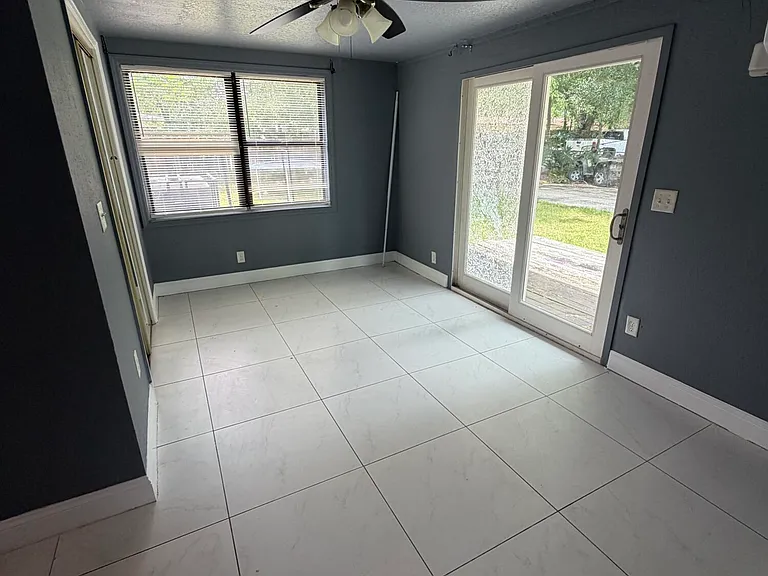 5415 Lori Dr S — Photo 17