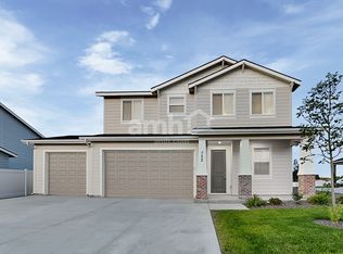 752 S Rocker Ave, Kuna, ID 83634