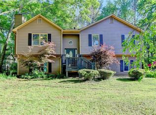155 Hollyberry Dr, Dallas, GA 30157