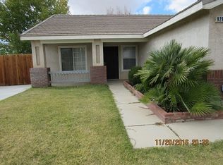 9292 Palo Verde Dr, Hesperia, CA 92344