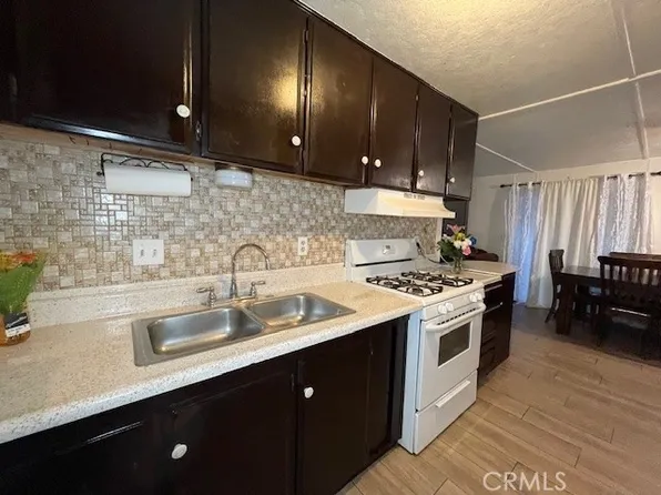 1250 N State College Blvd Space 10, Anaheim, CA 92806