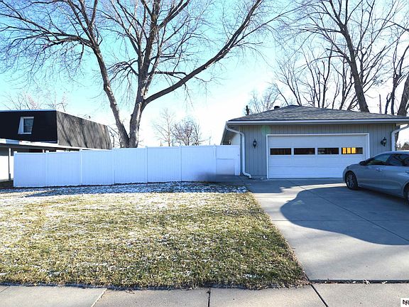 5th image of 3748 N 44th St
