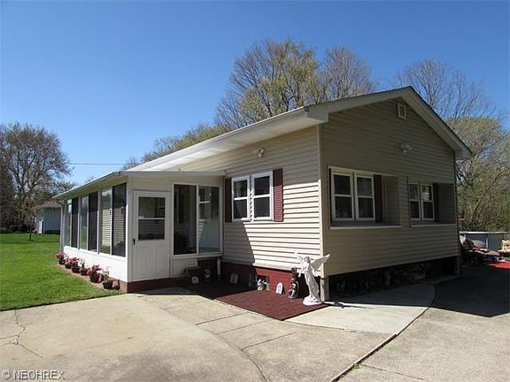 2nd image of 25318 Briarwood Ln