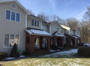 799 Lindbergh Ave #799, Stroudsburg, PA 18360