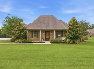 2677 Newberry Station Dr, Lake Charles, LA 70611