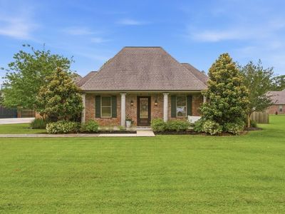 2677 Newberry Station Dr, Lake Charles, LA, 70611