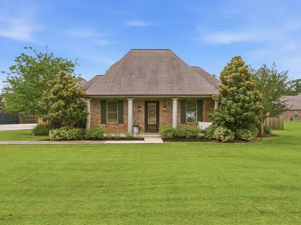 2677 Newberry Station Dr, Lake Charles, LA 70611