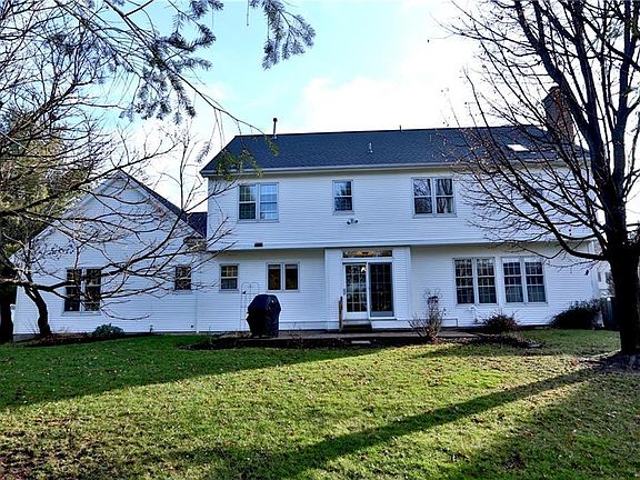 2nd image of 38 Devonwood Ln