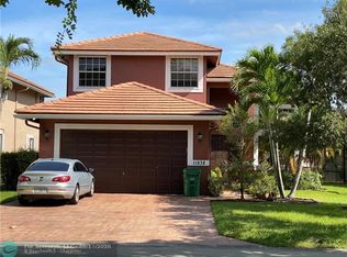 11838 Highland Pl, Coral Springs, FL 33071
