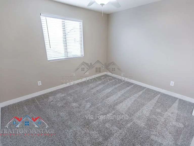 23658 S 210th Pl — Photo 28