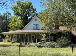 19450 E Acorn Rd, Claremore, OK 74017