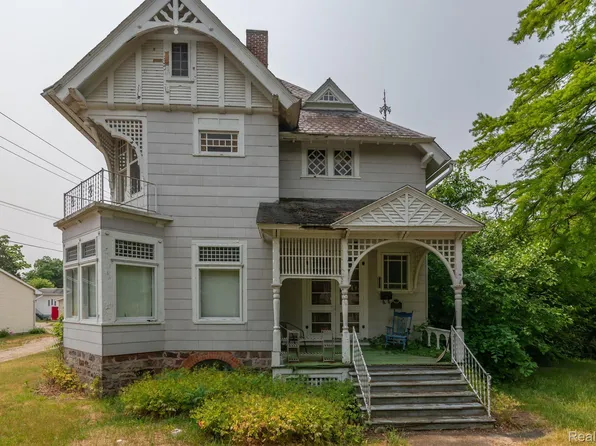 107 King St, Eaton Rapids, MI 48827