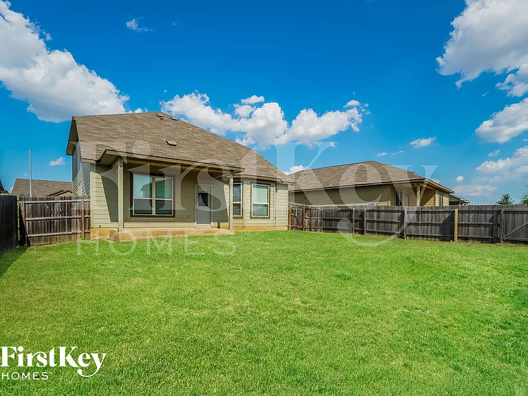 5702 Acacia Farm — Photo 15