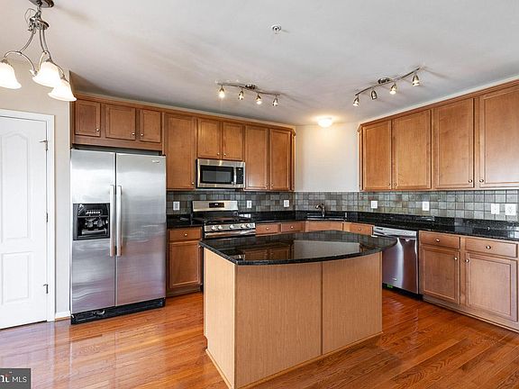 3rd image of 6149 Aster Haven Cir #55