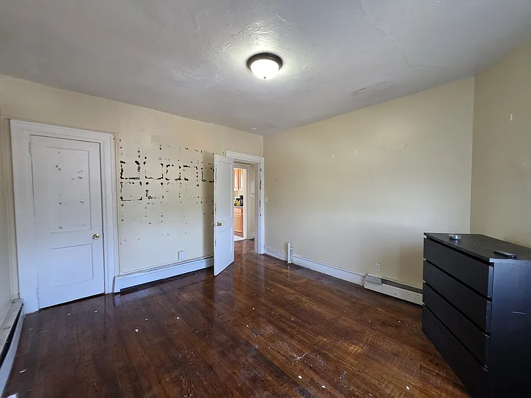 701 Howard Ave #4B — Photo 6
