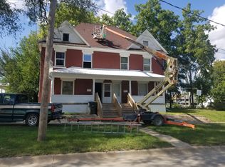 620 W 9th St, Waterloo, IA 50702