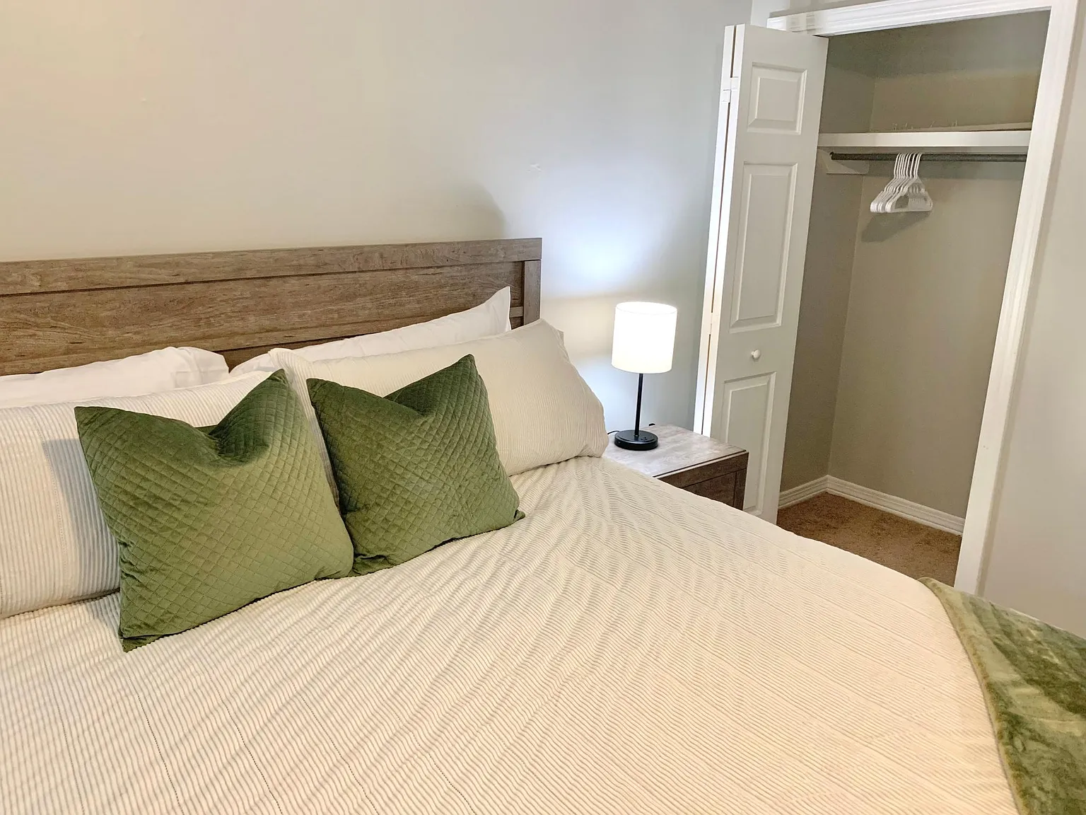 2 bed, 1.5 bath, 1103 sqft, $3,500 — Photo 2