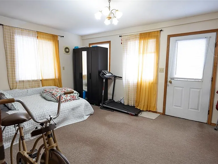 3613 Vestal Rd — Photo 11