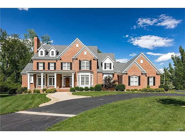 8 Long Meadows Ln photo 1