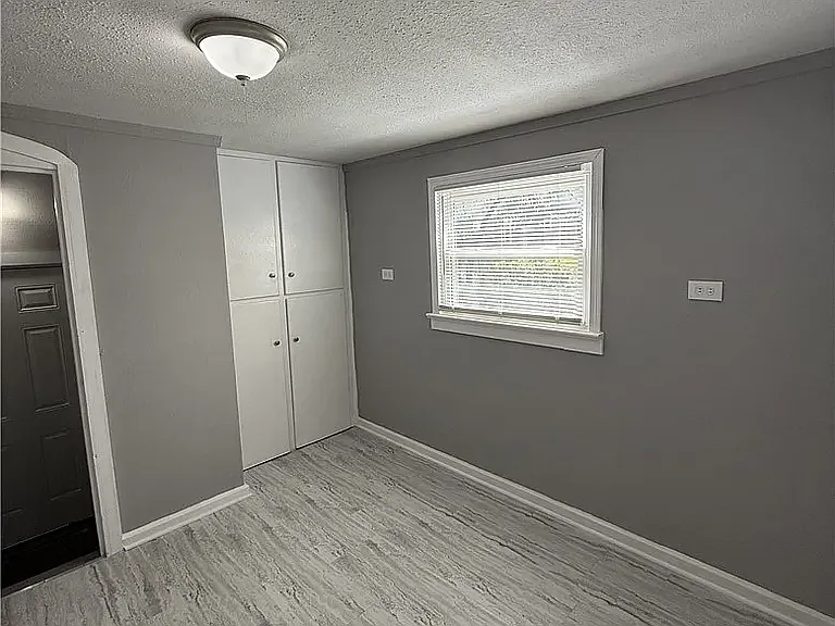 390 Cole Ave — Photo 21