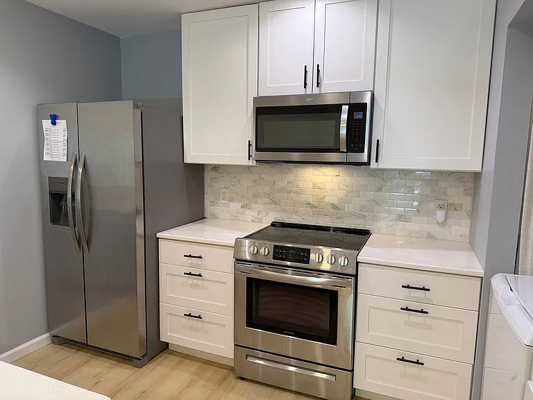 96 Mathews Dr #55 — Photo 2