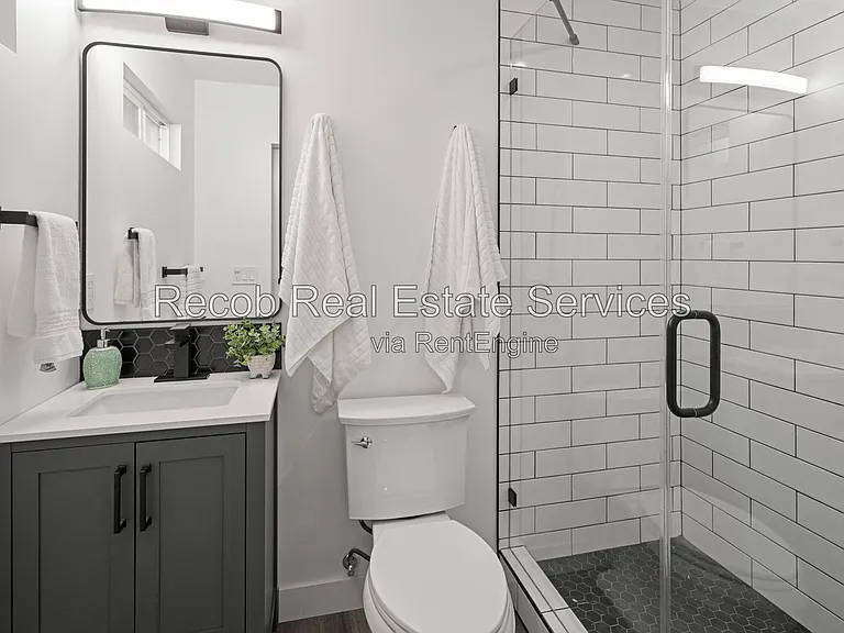 4988 Genesee Ave #4980 — Photo 5