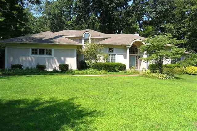 53055 Sylvan Ct photo 1