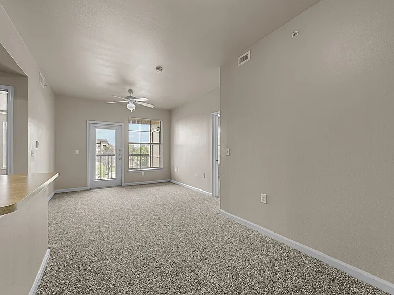 Bella Vista — Photo 15