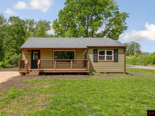 109 Pond St N, Mankato, MN 56001