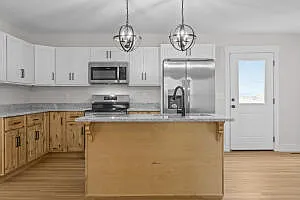 249 Luffman Rd — Photo 11