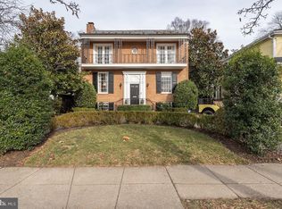 4711 Macarthur Blvd NW, Washington, DC 20007