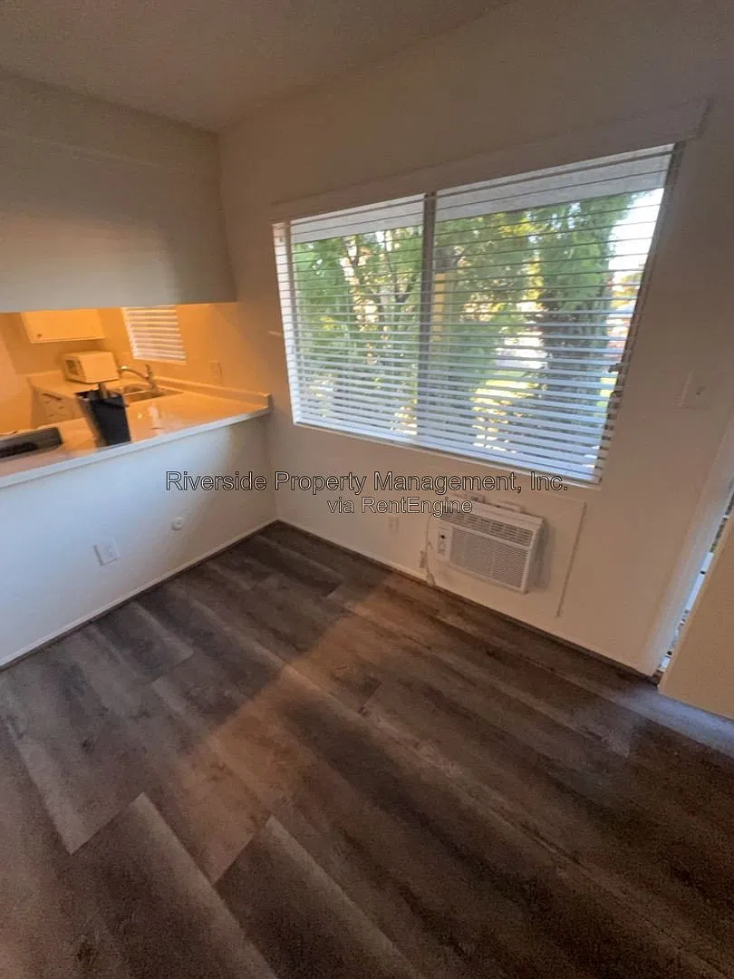 1 bed, 1.0 bath, 700 sqft, $1,575 — Photo 3