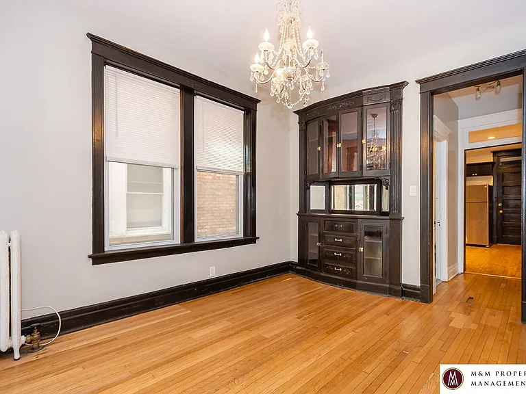 1204 Lexington — Photo 10