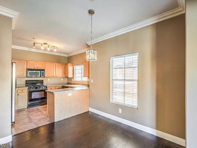 3920 Legend Hills St #202 — Photo 10