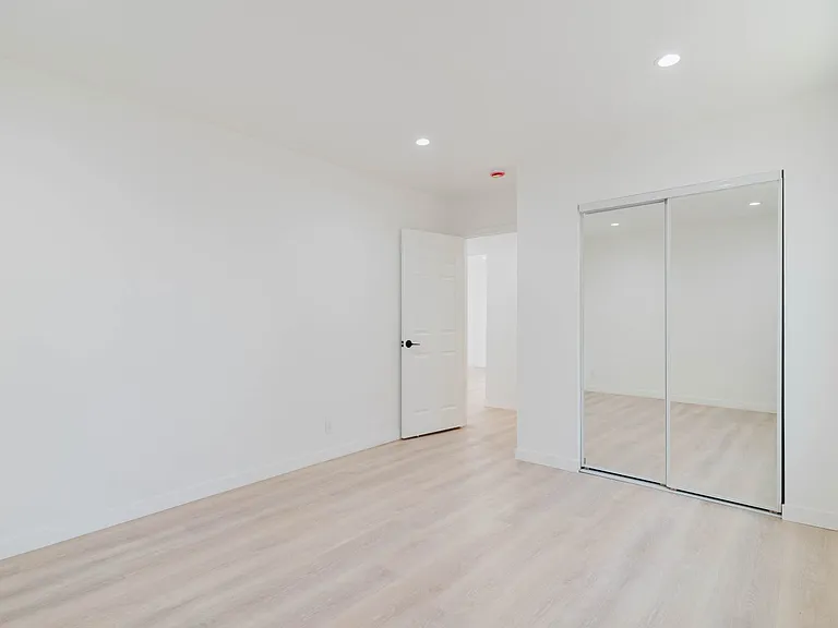 13138 Corcoran St — Photo 15