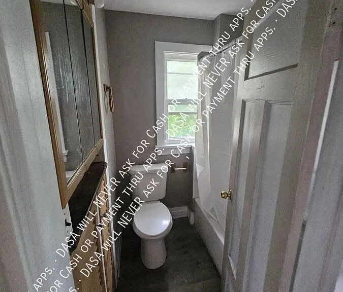 72 Avis St #LOWER — Photo 8