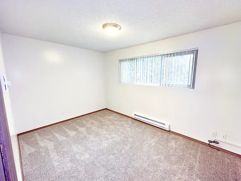 Northwood Apartments — Photo 37