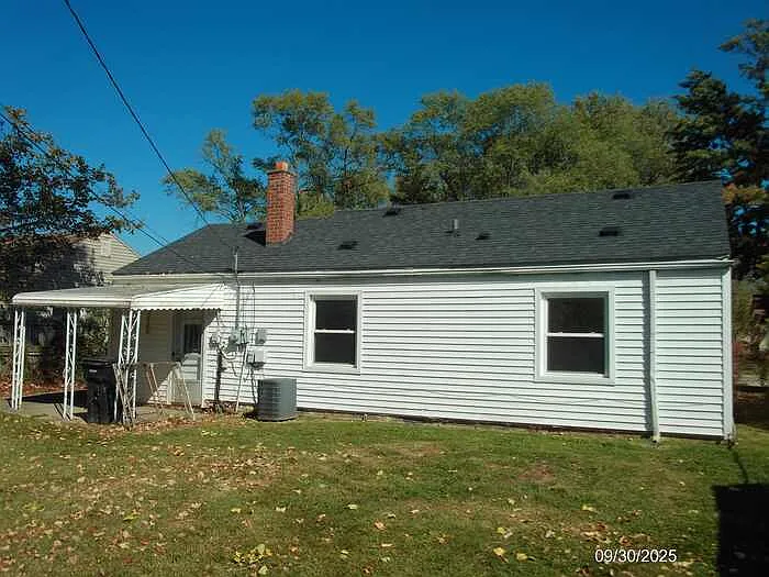 26751 Belanger St — Photo 9