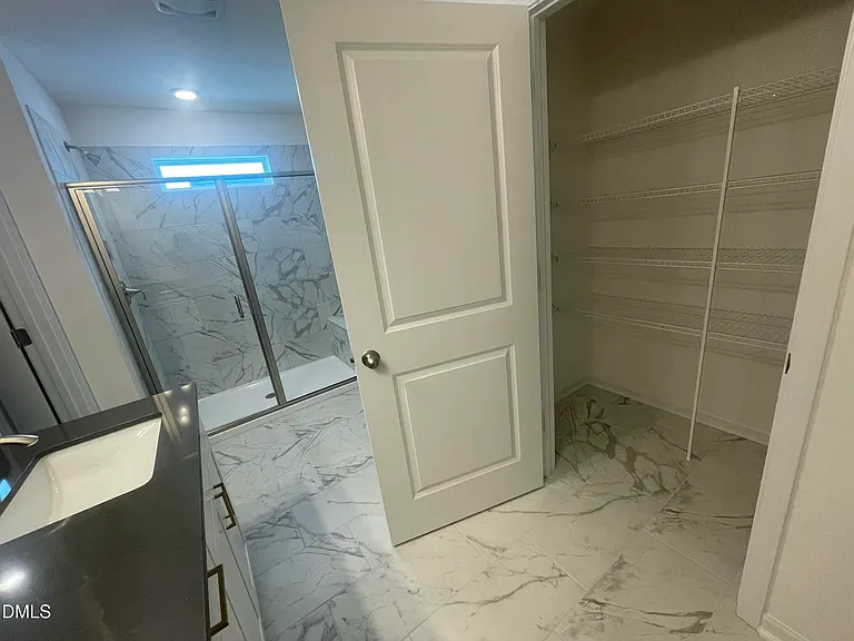 518 Dorset Stream Dr — Photo 28