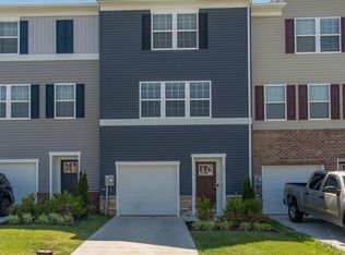 206 Vespucci Ln, Martinsburg, WV 25404