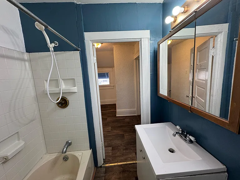 117 Kent Ct — Photo 18