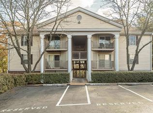717 Ridgeside Dr APT A, Ballwin, MO 63021