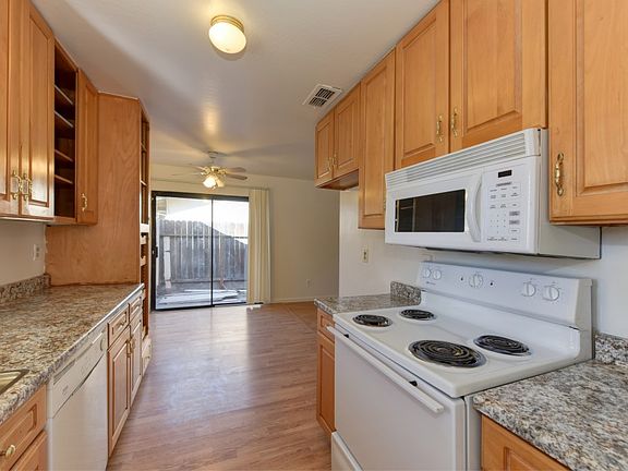 5th image of 9369 Terra Linda Dr