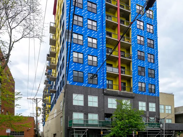 1122 W Catalpa Ave APT 603, Chicago, IL 60640